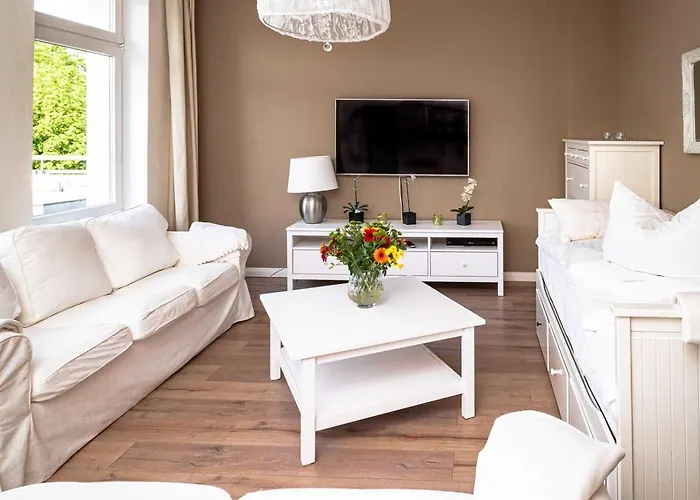 Cblue Hühnergott, Tiefgarage, Zentral Apartment